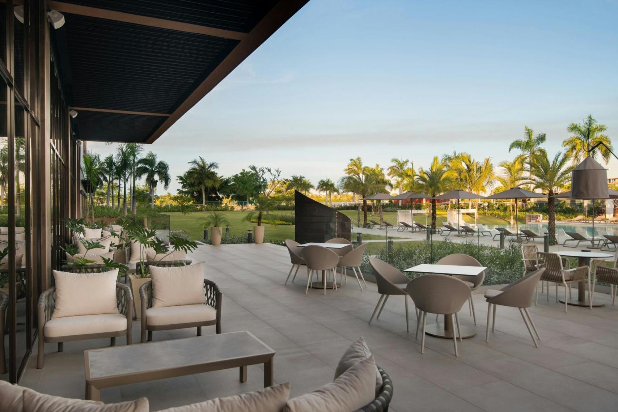 Ac Hotel By Marriott Punta Cana Exterior photo